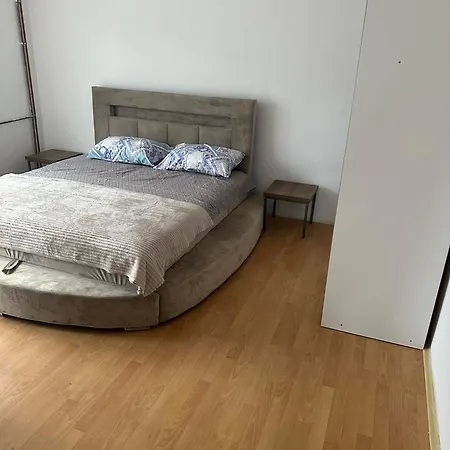 Fenix Apartment *