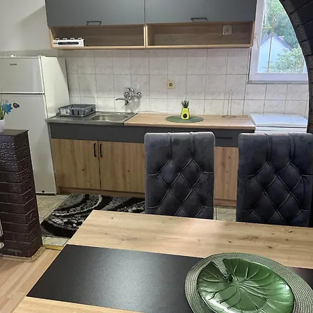 Fenix Apartment